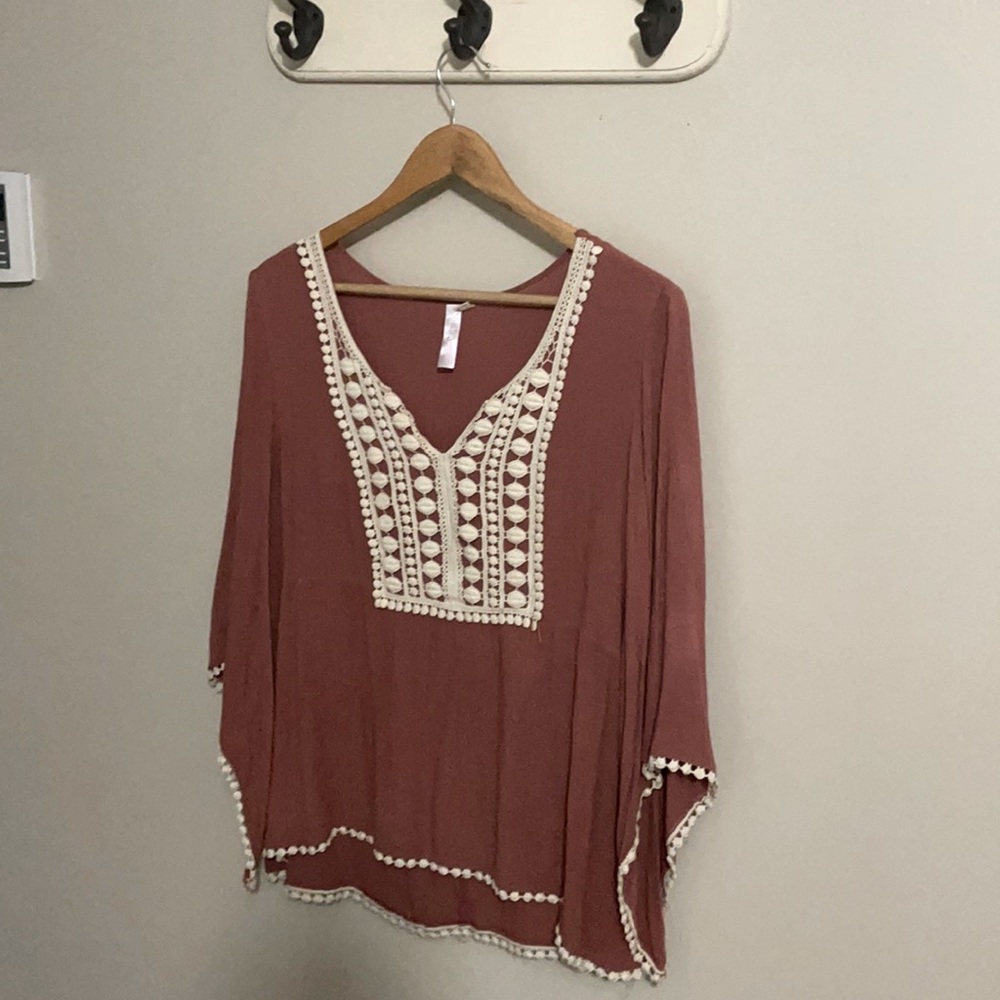 •bell-sleeved blouse•